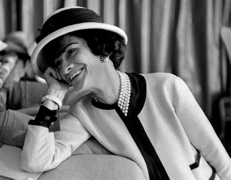 prenom de la creatrice de coco chanel codycross|LE PRÉNOM DE LA CRÉATRICE COCO CHANEL .